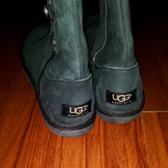 Like New UGG Australia 'Annarosa' Boots - Picture 5 of 8